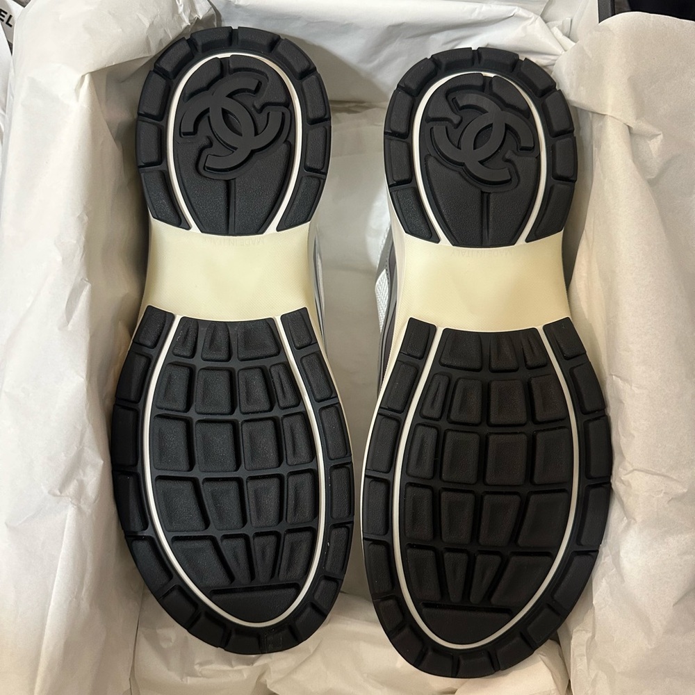 Chanel Men's Silver and White Sneakers - Picture 3 of 9